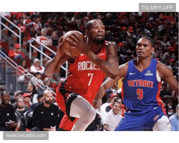 杜兰特砍下32分主宰赛场活塞主帅坦言防线崩溃围绕他完全无解